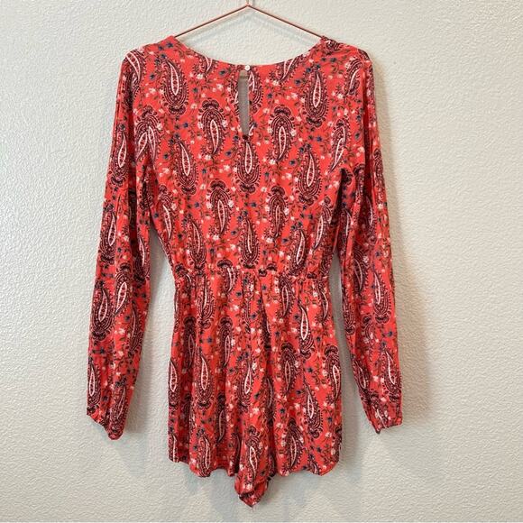 Abercrombie & Fitch paisley print long sleeve lace up romper red pink - Picture 3 of 5